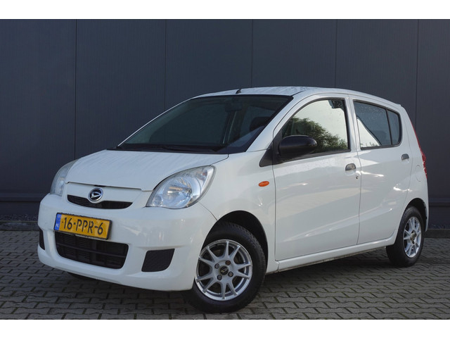 Daihatsu Cuore 1.0 Comfort Plus uit 2011, foto 1