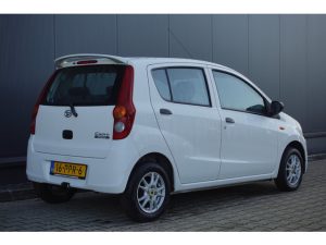 Daihatsu Cuore 1.0 Comfort Plus uit 2011, foto 2