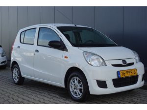 Daihatsu Cuore 1.0 Comfort Plus uit 2011, foto 3
