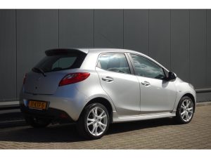 Mazda 2 1.5 GT-M uit 2010, foto 3